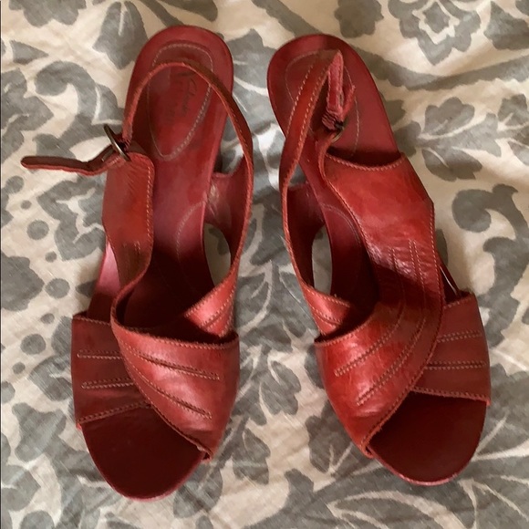 NWOT Clark’s artisan heels sandals comfort 8M - Picture 2 of 4
